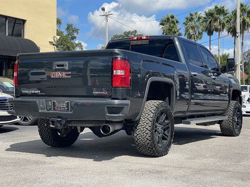 Used 2019 GMC Sierra 2500 Denali w/ Duramax Plus Package image 21