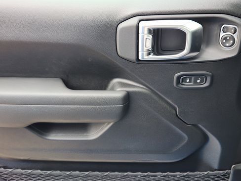 New 2026 Jeep Wrangler Sport S image 17