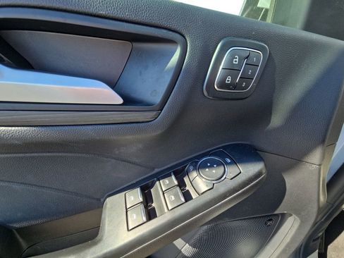 Used 2025 Ford Escape Platinum w/ Premium Technology Package image 23