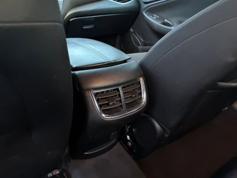 Used 2023 Chevrolet Malibu LT w/ Driver Confidence Package image 23