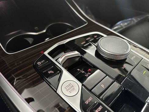 New 2026 BMW X7 xDrive40i image 16