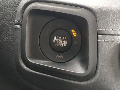 Certified 2025 Jeep Wrangler Unlimited Sahara w/ Safety Group image 34