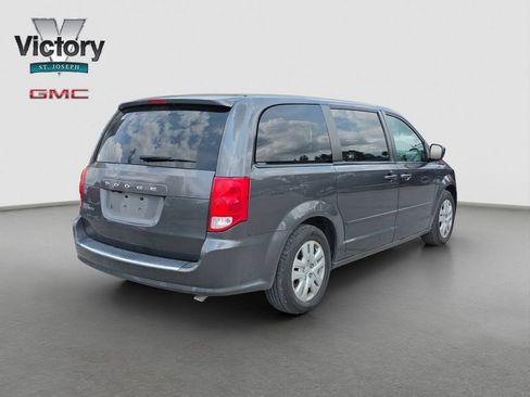 Used 2017 Dodge Grand Caravan SE w/ Power Window Group FWD image 18