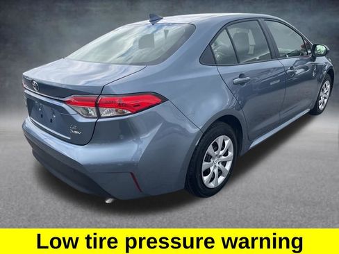 Used 2026 Toyota Corolla LE FWD image 5
