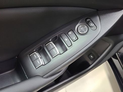 Used 2019 Honda Accord Hybrid image 18
