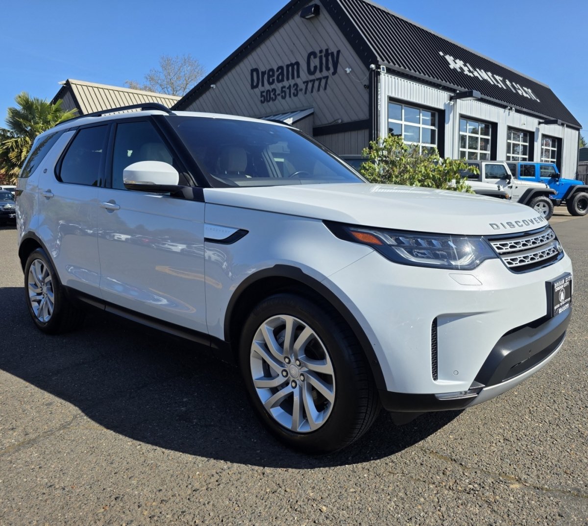 Used 2019 Land Rover Discovery HSE AWD/4WD image 6