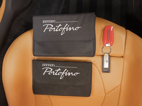 Used 2019 Ferrari Portofino RWD image 66