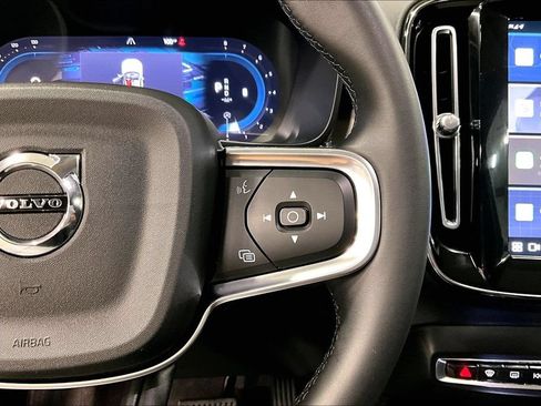 Certified 2023 Volvo XC40 B5 Plus w/ Protection Package Premier AWD/4WD image 12