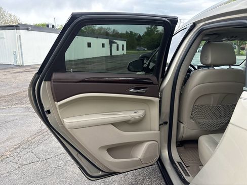 Used 2010 Cadillac SRX Luxury AWD/4WD image 25
