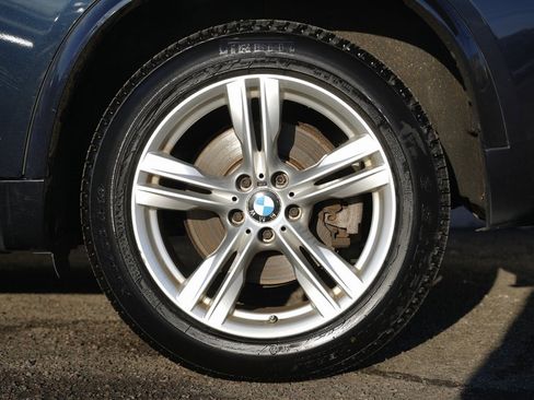 Used 2017 BMW X5 xDrive50i image 14