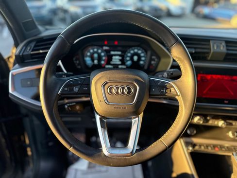 Used 2020 Audi Q3 2.0T Premium image 18