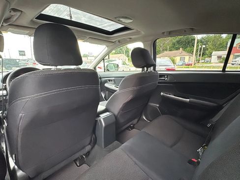 Used 2015 Subaru Crosstrek 2.0i Premium w/ Moonroof Package AWD/4WD image 13