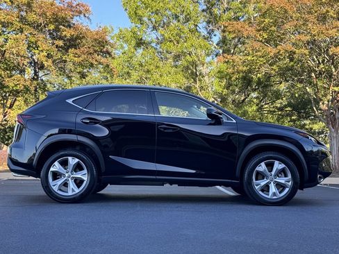 Used 2017 Lexus NX 200t FWD image 2