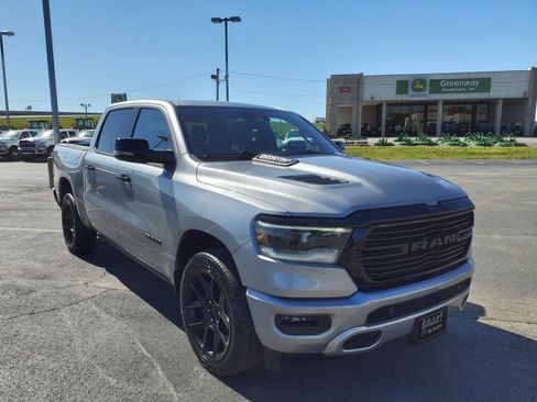 Used 2023 RAM 1500 Laramie AWD/4WD image 20