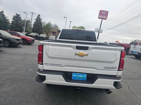 Used 2025 Chevrolet Silverado 2500 High Country w/ High Country Premium Package AWD/4WD image 43