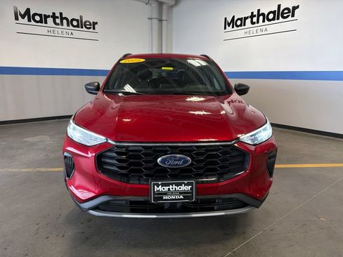 Used 2025 Ford Escape ST-Line AWD/4WD image 2