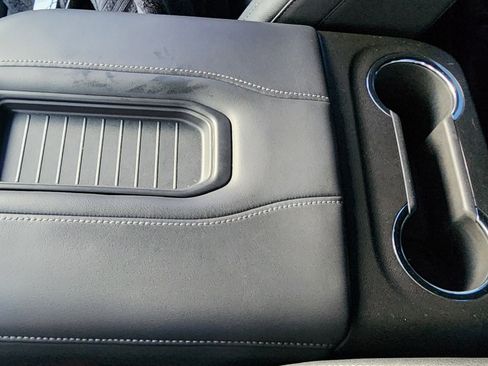 Used 2023 Chevrolet Tahoe LT w/ Luxury Package image 30