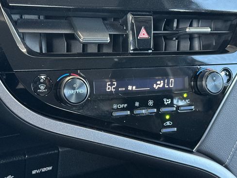 Certified 2024 Toyota Camry SE image 18