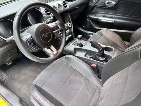 Used 2021 Ford Mustang GT Premium w/ GT Performance Package RWD image 8