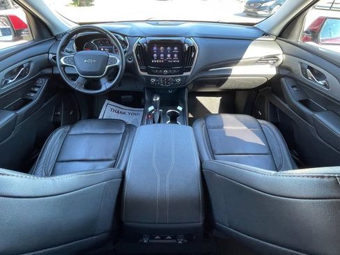 Used 2020 Chevrolet Traverse RS image 24