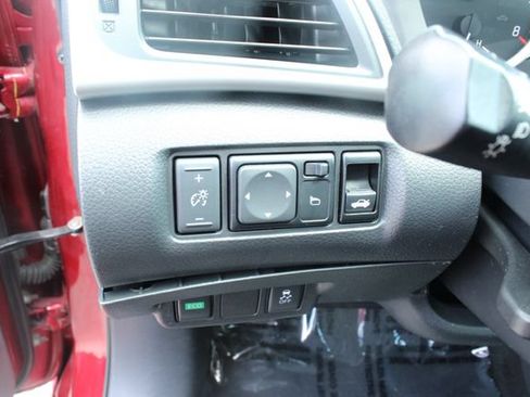 Used 2019 Nissan Sentra SV FWD image 15