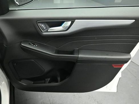 Certified 2024 Ford Escape Base w/ PHEV Premium Package image 30