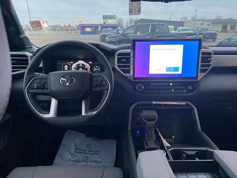 New 2026 Toyota Tundra Limited AWD/4WD image 16