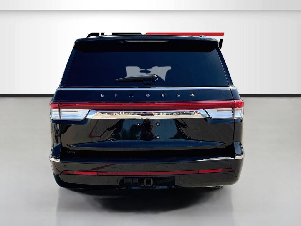 Used 2024 Lincoln Navigator L Black Label AWD/4WD image 6