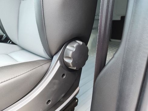 New 2026 RAM ProMaster 2500 w/ Quick Order Package 22G SLT image 19