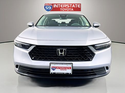 Used 2023 Honda Accord EX image 2