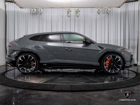 Used 2023 Lamborghini Urus S image 15