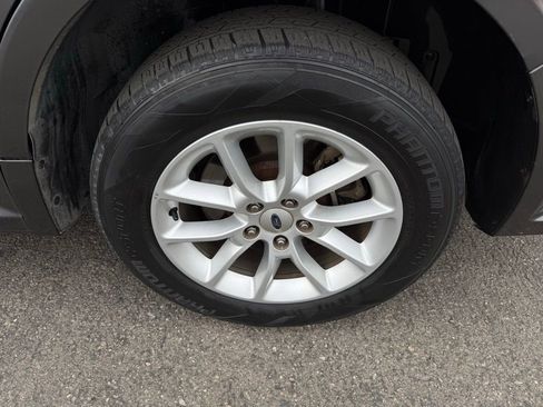 Used 2018 Ford Flex SE image 8