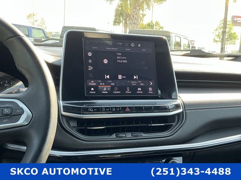 Used 2022 Jeep Compass Altitude image 16