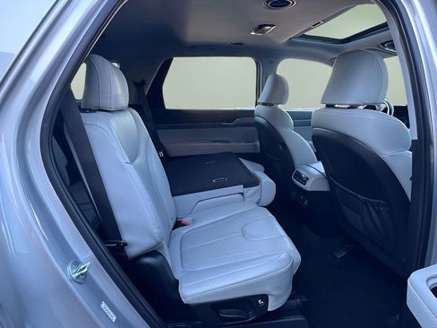 Used 2022 Hyundai Palisade SEL w/ 8P Bench Seat Package image 32