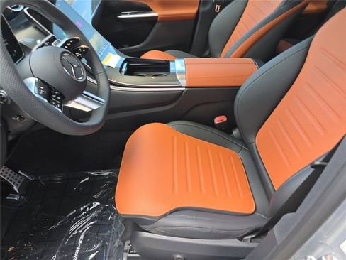 New 2026 Mercedes-Benz GLC 300 4MATIC image 23