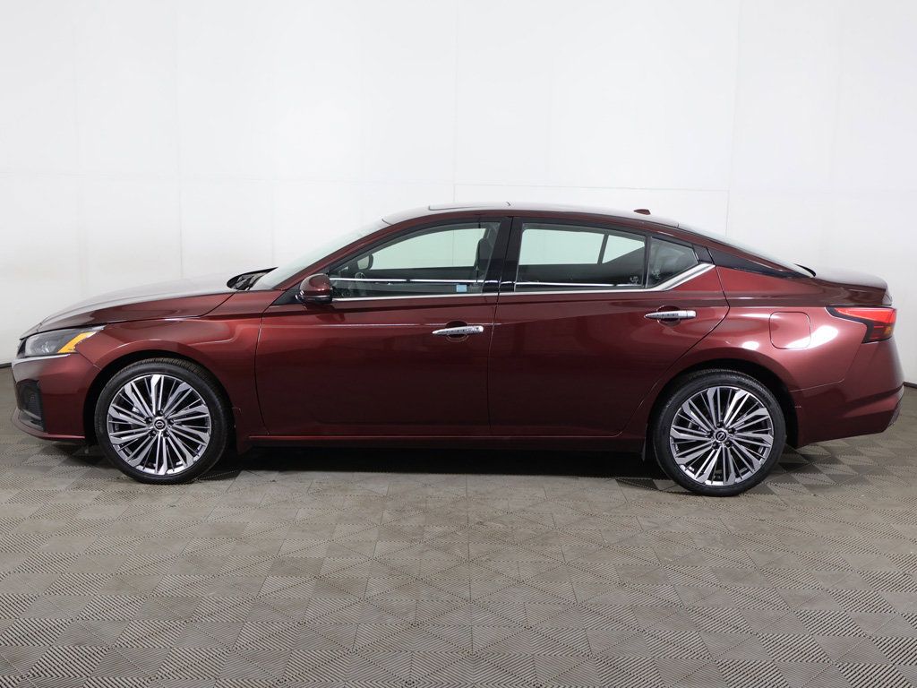 Used 2023 Nissan Altima 2.5 SL AWD/4WD image 18