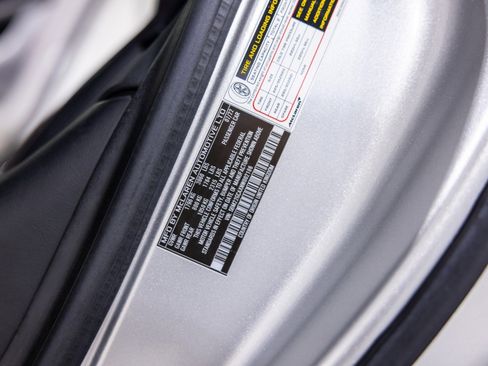 Used 2022 McLaren GT RWD image 48