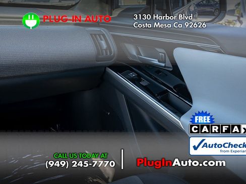 Used 2024 Subaru Solterra Limited image 20