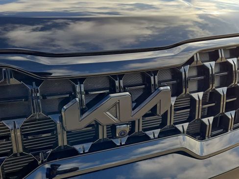 Used 2025 Kia Telluride SX Prestige X-Pro image 10