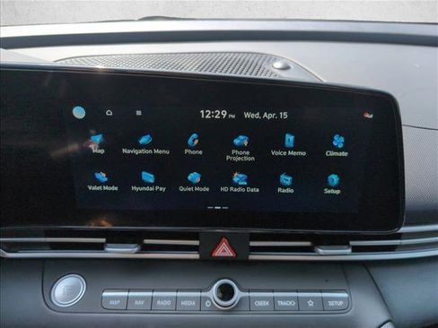 New 2026 Hyundai Elantra Limited FWD image 12