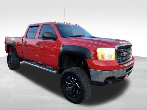 Used 2013 GMC Sierra 2500 SLE w/ Snow Plow Prep Package image 8