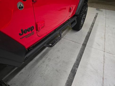 Used 2021 Jeep Wrangler Unlimited Sport AWD/4WD image 11