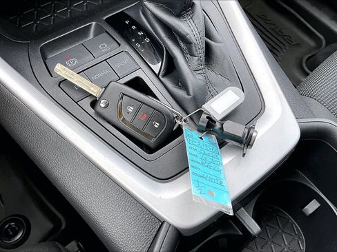 Used 2023 Toyota RAV4 LE image 15