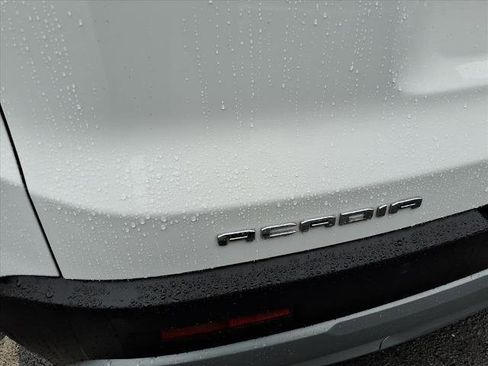 Certified 2023 GMC Acadia SLT image 7