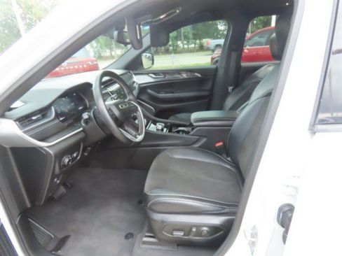 Used 2021 Jeep Grand Cherokee L Laredo AWD/4WD image 25
