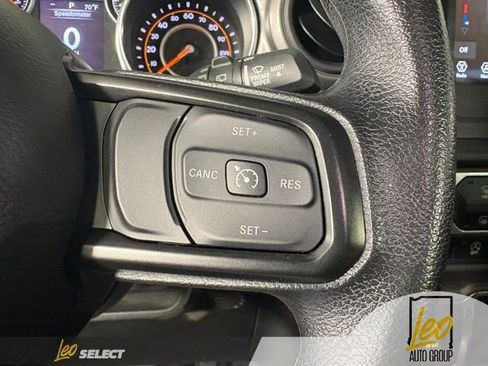 Used 2023 Jeep Wrangler Sport AWD/4WD image 28