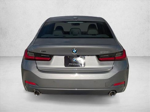 Used 2026 BMW 330i xDrive Sedan w/ Premium Package AWD/4WD image 8