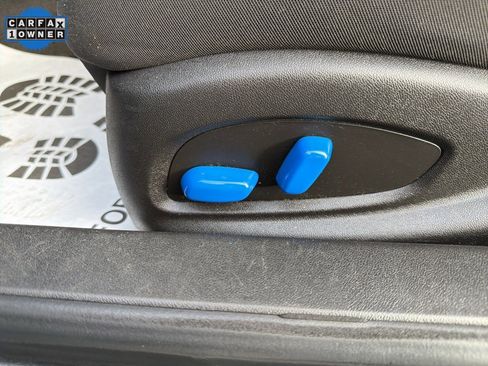 Used 2018 Chevrolet Camaro LT w/ Technology Package image 20