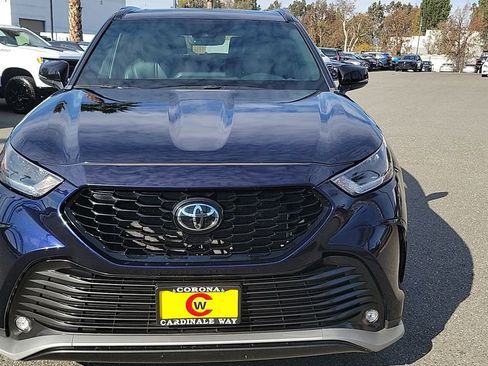 Used 2024 Toyota Highlander XSE image 12