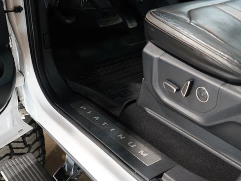 Used 2019 Ford F350 Platinum w/ Platinum Ultimate Package image 32